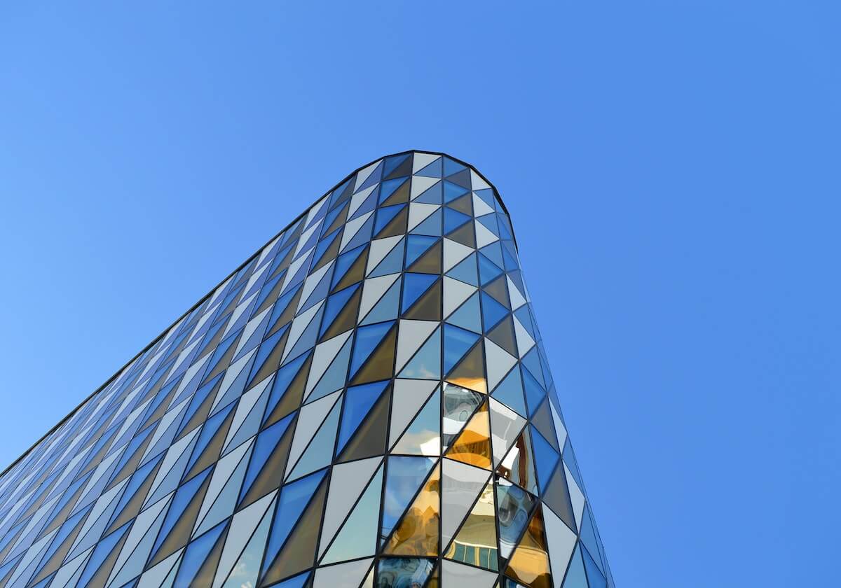 王曼昱气势如虹横扫对手 晋级WTT冠军赛8强