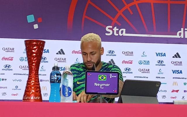 内马尔：伤后整晚哭得厉害 蒂特：他增强了全队发挥